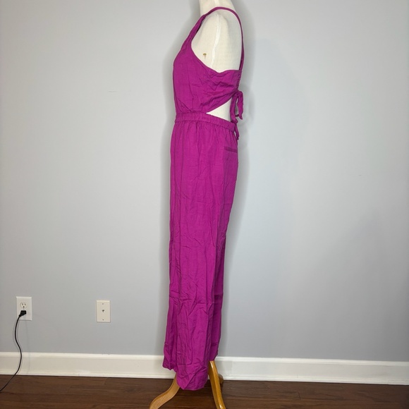 FRNCH- Fuchsia Halter Top Jumpsuit with Pockets - Picture 4 of 4